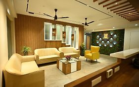 Hotel City Centre Latur 4*