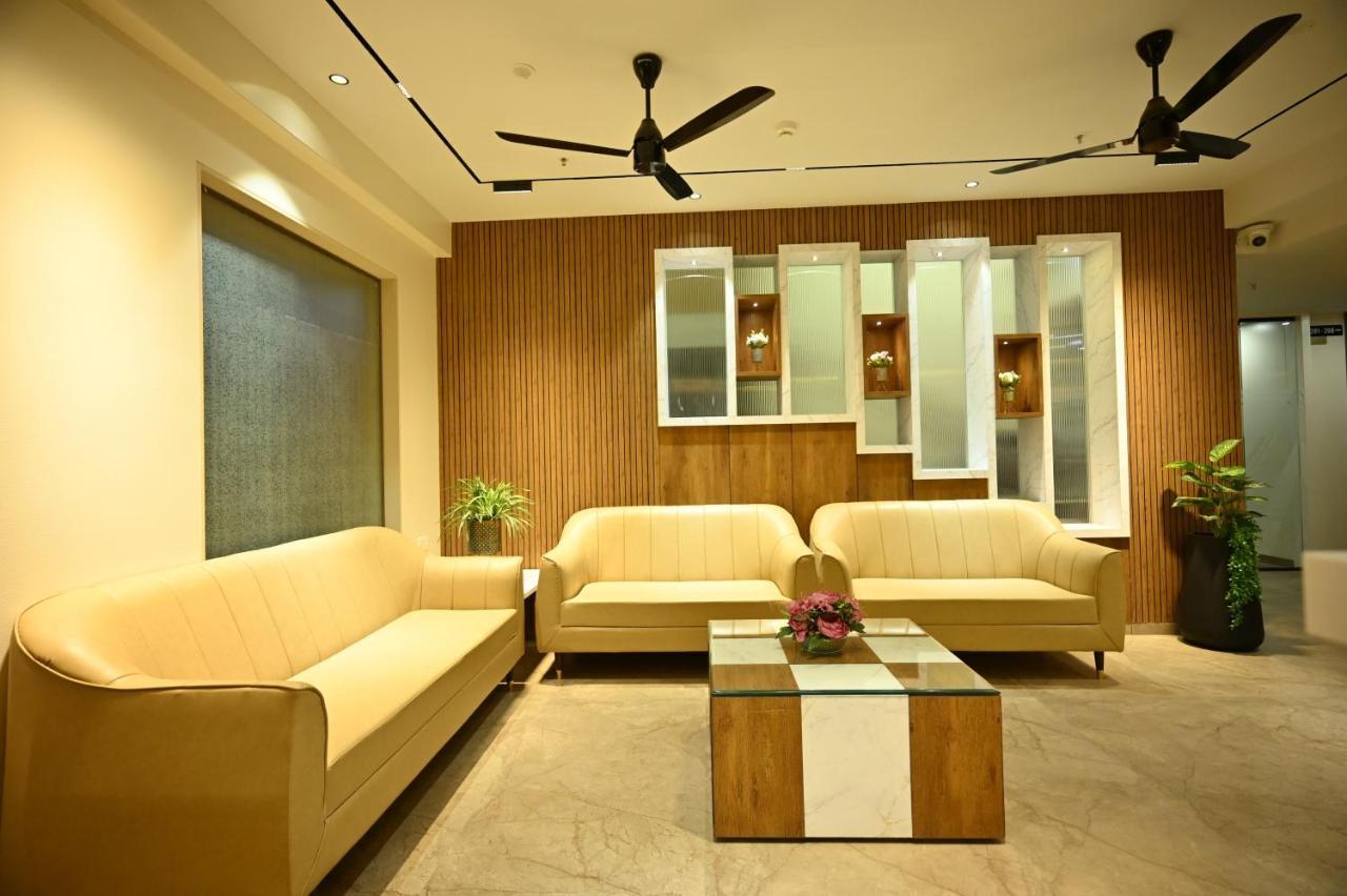 Hotel City Centre Latur Exterior photo